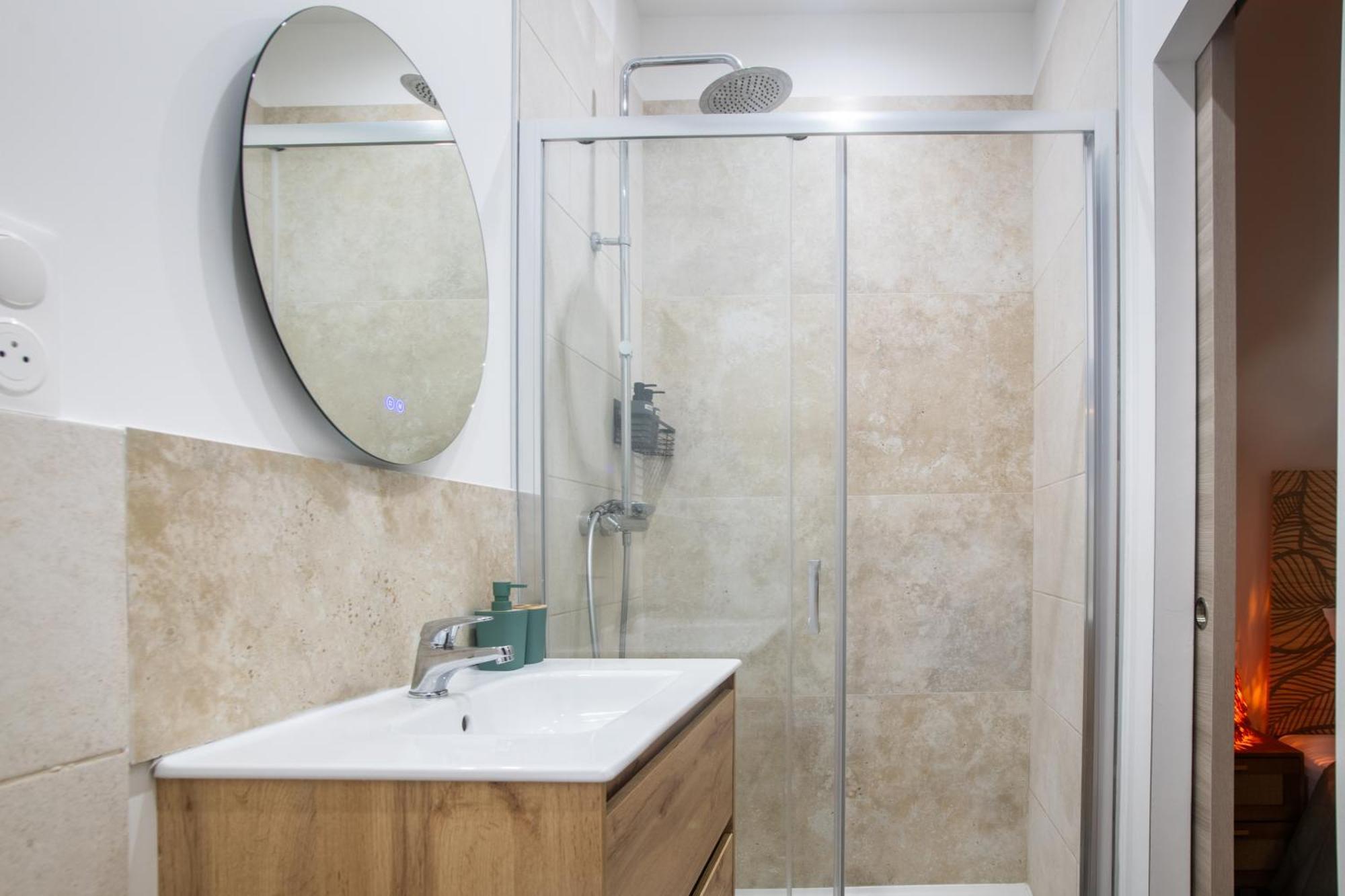 Tamaris Et Salicorne De Charme Apartment Arles